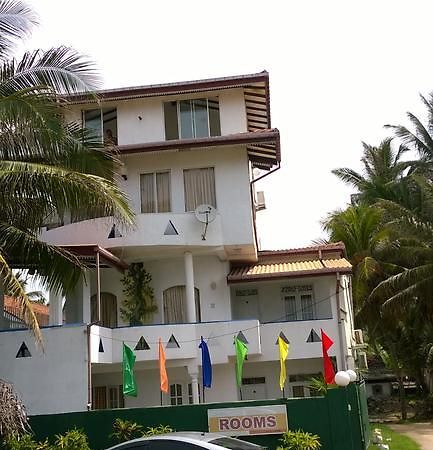 The Finz Hotel Hikkaduwa Exterior photo